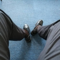 在办公室坐等皮鞋丝袜清理机。