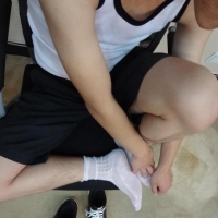 眼睛斯文帅哥白丝袜