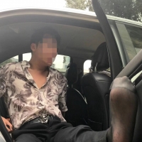 穿丝袜上街上拍