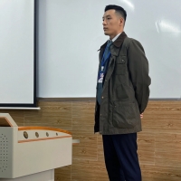 大学老师Brian的皮鞋丝袜正装通勤帅照