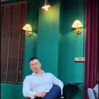 魁梧叔的丝袜乐福鞋