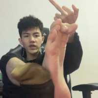 帅气直男小哥穿日丝