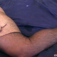 经典丝袜短片：帅哥骚穴痒了，急需大屌滋润