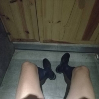 厕所飘荡皮鞋丝袜脚汗味