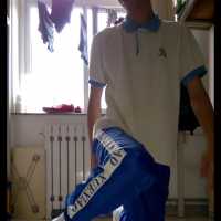 校服少年宿舍秀白丝袜