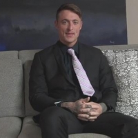 【在线】【GC】银行帅哥竟喜欢丝袜，丝袜挑逗你，喜欢吗？