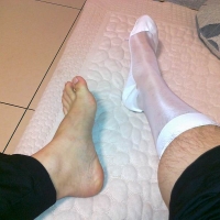 以前突发奇想买的白色复底，质感不错就是感觉有点长，...