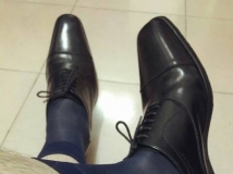 帅气深蓝色丝袜皮鞋