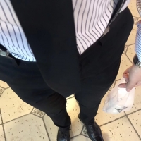 做夜里最浪的西装男