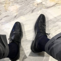 皮鞋丝袜的搬运工