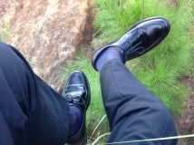 【原创】野外正装皮鞋丝袜之深蓝冰爽丝