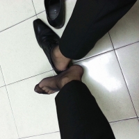 应要求今天穿透透的上班！