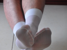 崭新的白色对对袜