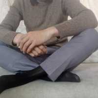 男紳襪空間新人，丝袜皮鞋正装主10年，出原味丝袜视频欣赏，QQ128987