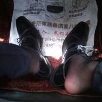 第一天登录，发组照片纪念一下