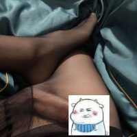 有喜欢裤袜的吗？可以一起聊聊天，送原味裤袜哈哈