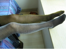 金光闪闪连裤袜，来感受一下吧 [5P]